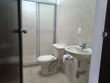 CASA DE USO COMERCIAL EN ARRIENDO E LA ESTRELLA EN MANIZALES