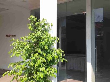 Di jual Cepat Rumah, bisa untuk Usaha, Taman Galaxi Bekasi Selatan