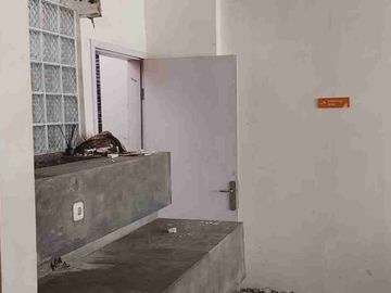 Di jual Cepat Rumah, bisa untuk Usaha, Taman Galaxi Bekasi Selatan