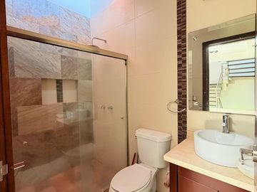 Casa en renta en Solares, en coto Althea