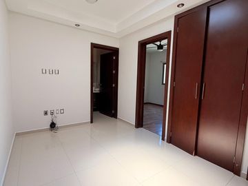 Casa en renta en Solares, en coto Althea