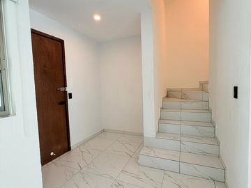 Casa en renta en Madeiras - Valle Imperial