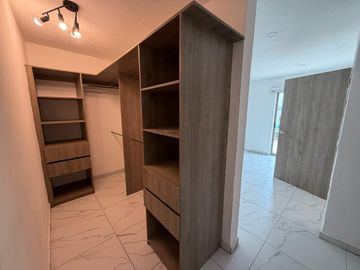 Casa en renta en Madeiras - Valle Imperial