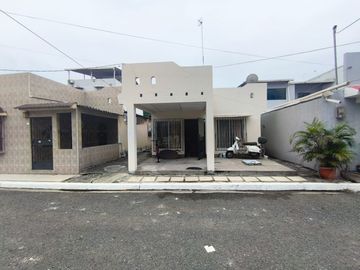 VENTA DE CASA EN PORTAL DE PANORAMA