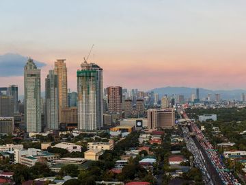 RFO 20K Monthly 1 Bedroom In Makati NEAR in MRT Magallanes Station