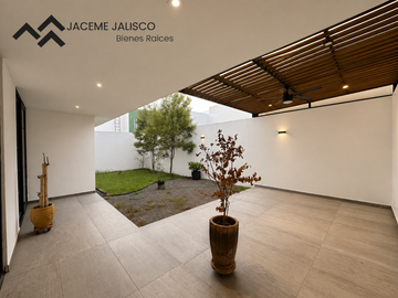 Casa en Zapopan Venta Coto Villa Verona