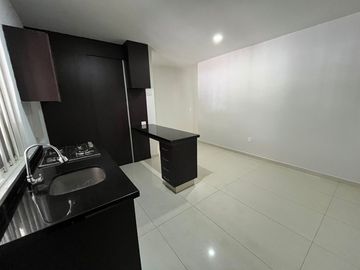 Departamento en renta sobre Av. Guadalupe — Planta baja, 2 recámaras y 2 Baños a una Cuadra de la UNIVA