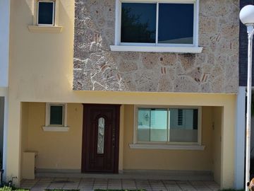 SE RENTA CASA QUINTAS DEL BOSQUE $18,500.00 ZONA BOSQUES DEL CENTINELA SAN ISIDRO PREPA 10