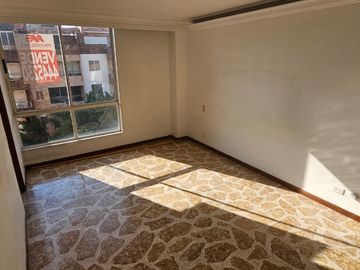 SE VENDE APARTAMENTO EN LAURELES - VELODROMO