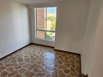 SE VENDE APARTAMENTO EN LAURELES - VELODROMO