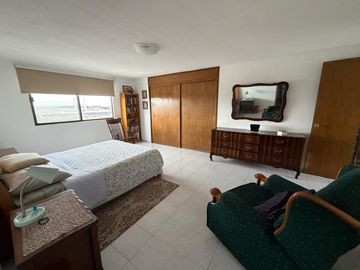 CASA VENTA LOMAS 4A SIN VECINOS AL FRENTE.