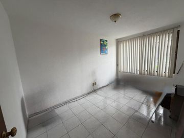 CASA VENTA LOMAS 4A SIN VECINOS AL FRENTE.
