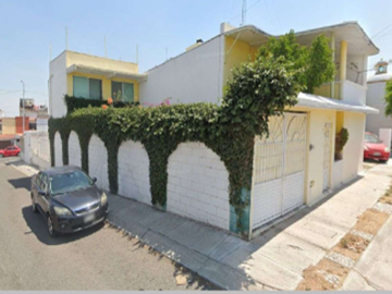 EXCELENTE OPORTUNIDAD CASA EN CANDILES QUERÉTARO