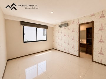 Casa en Venta Coto La Toscana - ZONA VALLE REAL