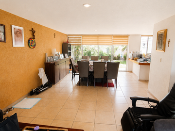 Increible Casa en Venta en Milenio III, Queretaro | 4 Recámaras |