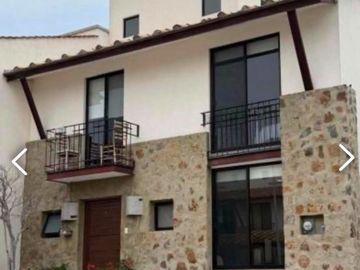Casa en Renta en Zibatá, Residencial Samare | 3 Niveles | Alberca y Gimnasio