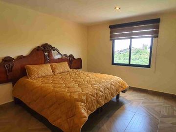 Casa en Renta con Roof Garden y 3 Recámaras | Haciendas del Marfil, Guanajuato