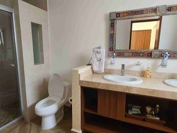 Casa en Renta con Roof Garden y 3 Recámaras | Haciendas del Marfil, Guanajuato