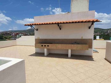 Casa en Renta con Roof Garden y 3 Recámaras | Haciendas del Marfil, Guanajuato