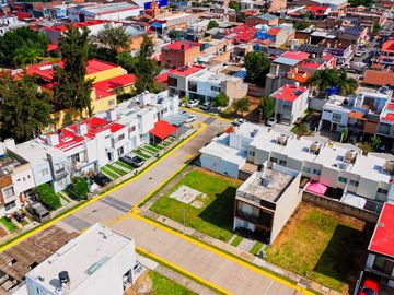 Terreno en esquina en haciendas residencial