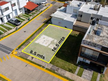 Terreno en esquina en haciendas residencial