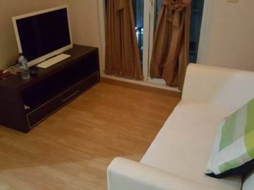 Furnished Minimalis Balkon, Apartemen 2Br Di Bekasi *j1279tef