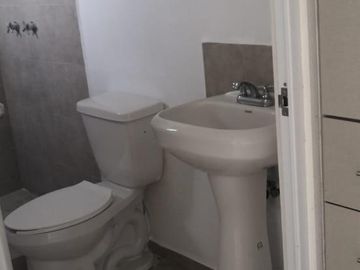 🏡✨ ¡CASA EN VENTA EN FRACCIONAMIENTO LOS ENCINOS, EL MARQUÉS.✨🏡