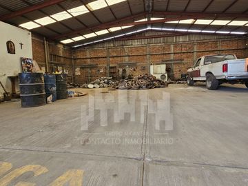 BODEGA EN EL MANTE