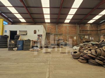 BODEGA EN EL MANTE
