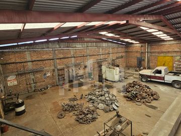 BODEGA EN EL MANTE