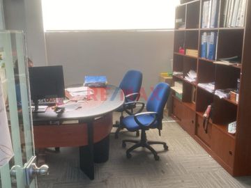 EDIFICIO COMERCIAL EN VENTA 1,133 M² – AV. ARGENTINA, CERCADO DE LIMA