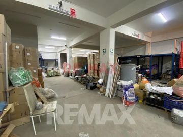 EDIFICIO COMERCIAL EN VENTA 1,133 M² – AV. ARGENTINA, CERCADO DE LIMA