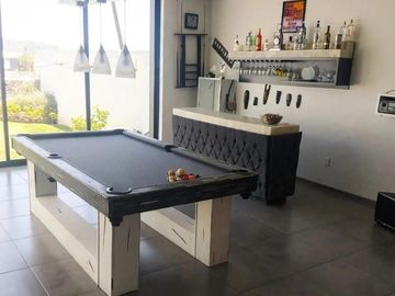 SE RENTA CASA EN LA CAMPIÑA CON ALBERCA