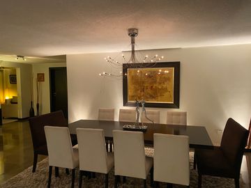 VENDO HERMOSA CASA EN URB PRIVADA CUMBAYA, PROX USFQ