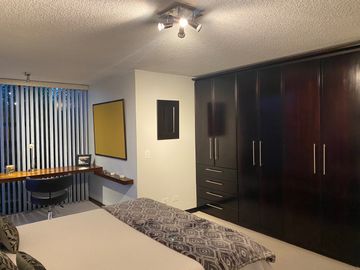 VENDO HERMOSA CASA EN URB PRIVADA CUMBAYA, PROX USFQ