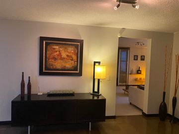 VENDO HERMOSA CASA EN URB PRIVADA CUMBAYA, PROX USFQ