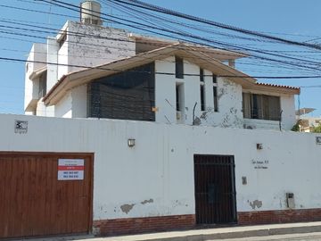 Venta de casa Moderna en Piura.