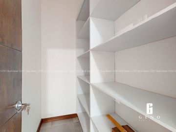 CASA EN VENTA CON MATERIALES DE LUJO