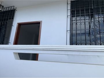 Casa en venta en Montecristi cerca a la iglesia