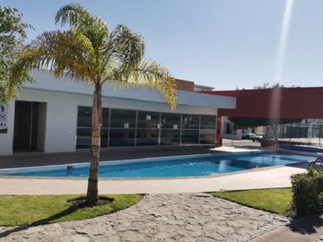 Hermosa y amplia residencia de AUTOR en VENTA