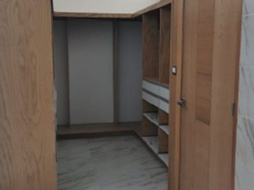 Hermosa y amplia residencia de AUTOR en VENTA