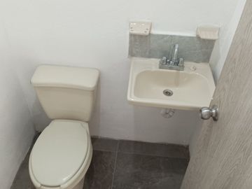 EXCELENTE CASA EN VILLAS DE NEXTLALPAN ESTADO DE MEXICO