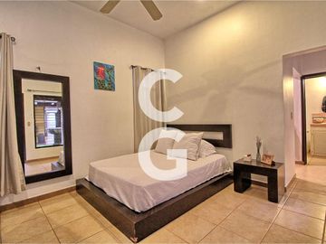 Casa en Venta en Cancun en Alamos I con Alberca y 3 Recamaras