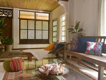 6 Bedroom Vintage Duplex in San Jose Tagaytay