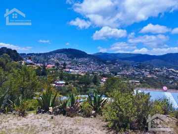 TERRENO CON MUY BONITA VISTA EN MINERAL DEL MONTE PUEBLO MÁGICO.