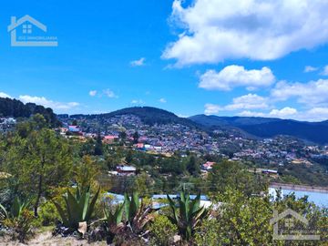 TERRENO CON MUY BONITA VISTA EN MINERAL DEL MONTE PUEBLO MÁGICO.