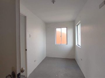For Sale: RFO 2 Bedrooms with 1 Bathroom House and Lot for Sale in Santiago Isabela