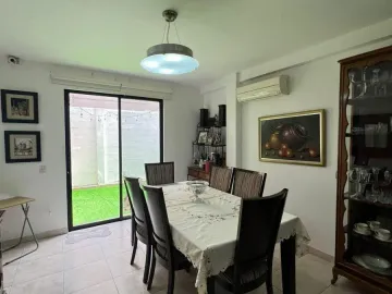 Casa en Venta en Ciudad Celeste - Via a Samborondon
