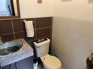 Casa en Venta en Ciudad Celeste - Via a Samborondon