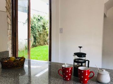 CASA AMOBLADA EN ALQUILER BIEN UBICADA EN CAJAMARCA